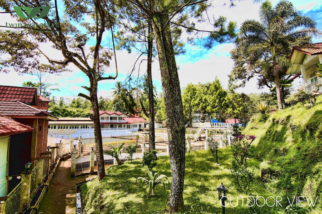 Marbella Twin Waterfall Resort Ciater Bagian luar foto