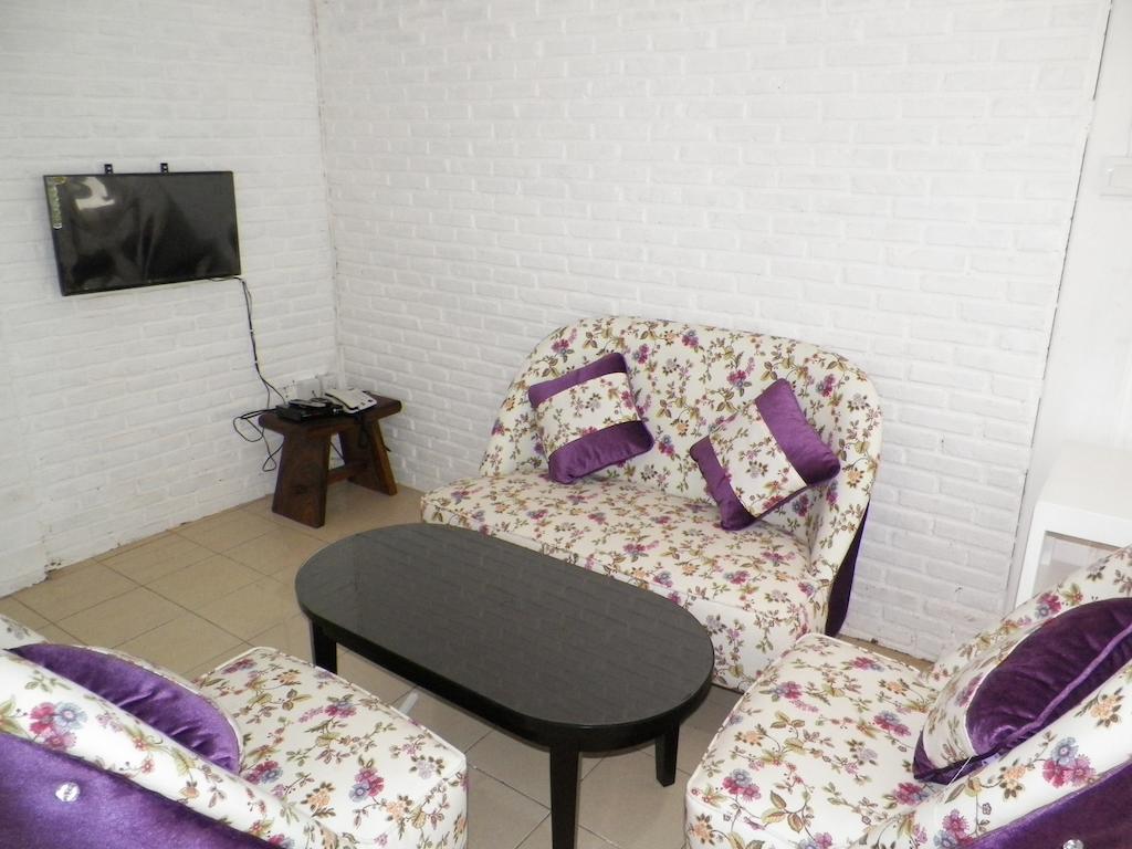 Marbella Twin Waterfall Resort Ciater Bagian luar foto